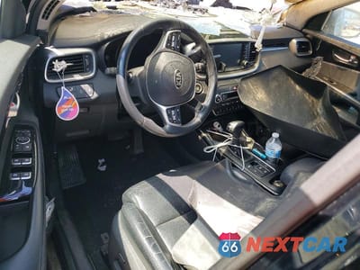 Zdjęcie 8 z 14 samochodu: 2019 KIA SORENTO SX V6 VIN:5XYPKDA53KG469333 - miniatura