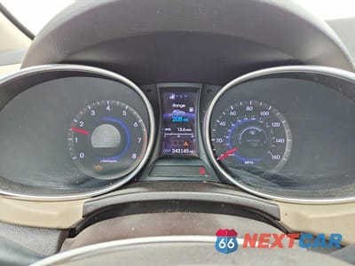 Zdjęcie 9 z 13 samochodu: 2013 HYUNDAI SANTA FE SPORT 2.4L VIN:5XYZU3LB3DG059814 - miniatura