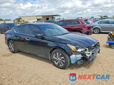 Czwarte zdjęcie samochodu z boku: 2021 NISSAN ALTIMA S VIN:1N4BL4BV6MN335472 - miniatura