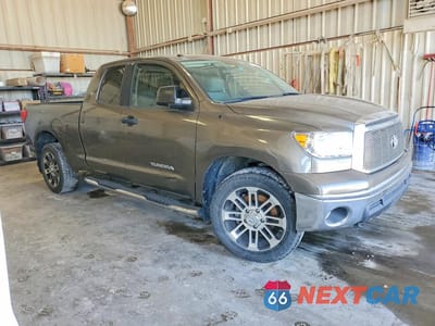 Czwarte zdjęcie samochodu z boku: 2013 TOYOTA TUNDRA DOUBLE CAB SR5 VIN:5TFRM5F12DX067186 - miniatura