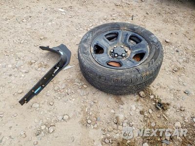 Zdjęcie 13 z 14 samochodu: 2021 CHEVROLET TAHOE C1500 VIN:1GNSCLED4MR443029 - miniatura