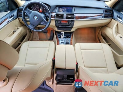Zdjęcie 8 z 13 samochodu: 2013 BMW X5 XDRIVE35I VIN:5UXZV4C58D0E10429 - miniatura