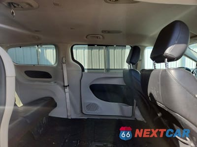 Zdjęcie 11 z 13 samochodu: 2017 CHRYSLER PACIFICA TOURING L VIN:2C4RC1BG3HR598102 - miniatura