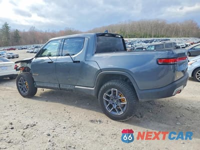 Drugie zdjęcie samochodu z przodu: 2022 RIVIAN R1T LAUNCH EDITION VIN:7FCTGAAL5NN001429 - miniatura