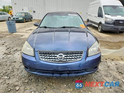 Piąte zdjęcie samochodu w środku: 2005 NISSAN ALTIMA 2.5 VIN:1N4AL11D45N400842 - miniatura