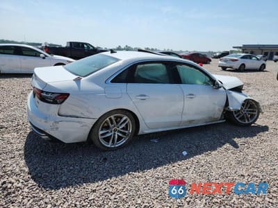 Trzecie zdjęcie samochodu z tyłu: 2022 AUDI A4 PREMIUM PLUS 45 VIN:WAUEAAF45NN014017 - miniatura