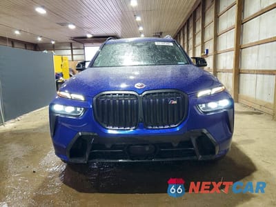 Piąte zdjęcie samochodu w środku: 2023 BMW X7 M60I VIN:5UX33EM07P9P22727 - miniatura