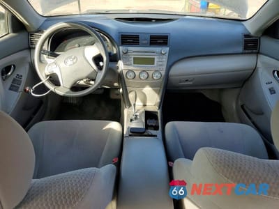 Zdjęcie 8 z 11 samochodu: 2011 TOYOTA CAMRY LE VIN:4T1BF3EK5BU771600 - miniatura