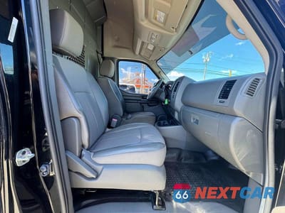 Piąte zdjęcie samochodu w środku: 2020 NISSAN NV 2500 HD SV VIN:1N6BF0LY0LN808829 - miniatura