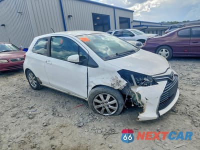 Czwarte zdjęcie samochodu z boku: 2015 TOYOTA YARIS 3-DOOR LE VIN:VNKJTUD3XFA023917 - miniatura