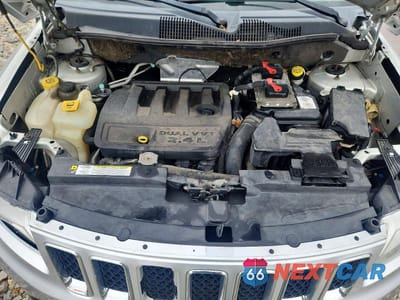 Zdjęcie 11 z 12 samochodu: 2011 JEEP COMPASS SPORT VIN:1J4NF1FB1BD163958 - miniatura