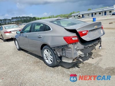 Drugie zdjęcie samochodu z przodu: 2017 CHEVROLET MALIBU LT VIN:1G1ZE5ST3HF189208 - miniatura