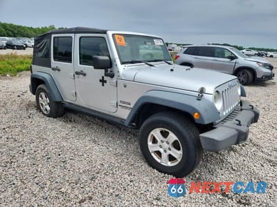 Czwarte zdjęcie samochodu z boku: 2010 JEEP WRANGLER UNLIMITED SPORT VIN:1J4BA3H16AL192166 - miniatura