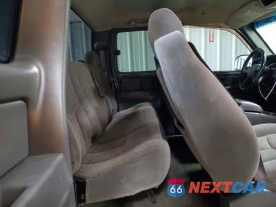 Zdjęcie 10 z 12 samochodu: 2007 CHEVROLET SILVERADO K1500 CLASSIC VIN:1GCEK19B27Z117210 - miniatura