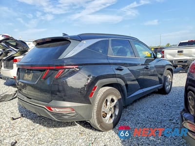 Trzecie zdjęcie samochodu z tyłu: 2022 HYUNDAI TUCSON SEL VIN:5NMJB3AE8NH014097 - miniatura