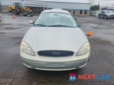 Piąte zdjęcie samochodu w środku: 2006 FORD TAURUS SEL VIN:1FAHP56U86A145107 - miniatura