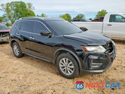 Czwarte zdjęcie samochodu z boku: 2018 NISSAN ROGUE SV VIN:JN8AT2MV1JW306169 - miniatura