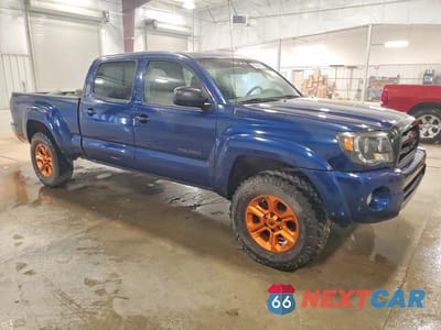 Czwarte zdjęcie samochodu z boku: 2006 TOYOTA TACOMA DOUBLE CAB LONG BED VIN:5TEMU52N56Z277635 - miniatura