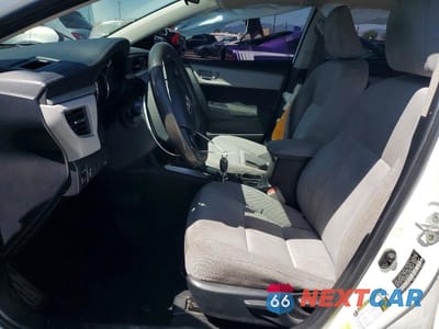 Zdjęcie 7 z 12 samochodu: 2016 TOYOTA COROLLA LE VIN:5YFBURHE6GP563104 - miniatura