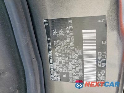 Zdjęcie 12 z 12 samochodu: 2006 TOYOTA TUNDRA DOUBLE CAB SR5 VIN:5TBDT441X6S548122 - miniatura