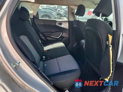 Zdjęcie 10 z 12 samochodu: 2021 KIA SOUL LX VIN:KNDJ23AU8M7769795 - miniatura