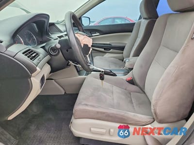 Zdjęcie 7 z 13 samochodu: 2012 HONDA ACCORD LXP VIN:1HGCP2F46CA112025 - miniatura