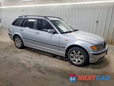 Czwarte zdjęcie samochodu z boku: 2002 BMW 325 XIT VIN:WBAEP334X2PF00582 - miniatura