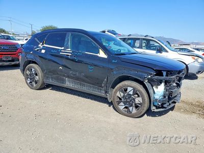 Czwarte zdjęcie samochodu z boku: 2024 HYUNDAI KONA SEL VIN:KM8HB3AB7RU046554 - miniatura