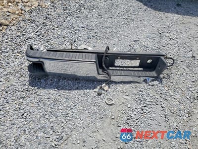 Zdjęcie 12 z 12 samochodu: 2015 CHEVROLET SILVERADO K1500 LT VIN:3GCUKREC6FG102040 - miniatura