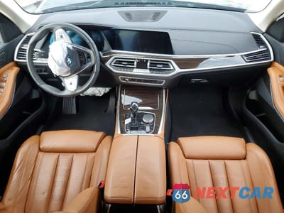 Zdjęcie 8 z 12 samochodu: 2021 BMW X7 XDRIVE40I VIN:5UXCW2C0XM9G15855 - miniatura