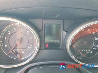 Zdjęcie 9 z 13 samochodu: 2011 JEEP GRAND CHEROKEE LAREDO VIN:1J4RR4GT9BC504532 - miniatura