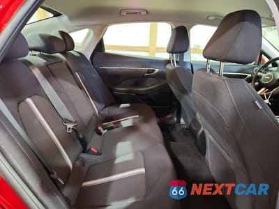 Zdjęcie 10 z 12 samochodu: 2024 HYUNDAI SONATA SEL VIN:KMHL64JA5RA394639 - miniatura