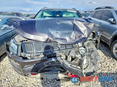Piąte zdjęcie samochodu w środku: 2021 JEEP COMPASS TRAILHAWK VIN:3C4NJDDB8MT590866 - miniatura