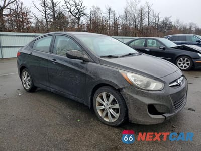 Czwarte zdjęcie samochodu z boku: 2013 HYUNDAI ACCENT VIN:KMHCU4AE6DU434548 - miniatura