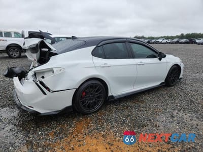 Trzecie zdjęcie samochodu z tyłu: 2021 TOYOTA CAMRY TRD VIN:4T1KZ1AK7MU052563 - miniatura