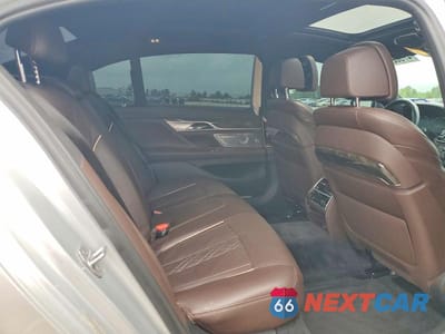 Zdjęcie 10 z 13 samochodu: 2017 BMW 750 I VIN:WBA7F0C33HGM21603 - miniatura