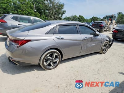 Trzecie zdjęcie samochodu z tyłu: 2021 HYUNDAI ELANTRA SEL VIN:KMHLN4AGXMU140312 - miniatura