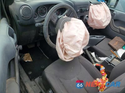 Zdjęcie 8 z 12 samochodu: 2018 JEEP WRANGLER SPORT VIN:1C4GJWAG8JL928830 - miniatura