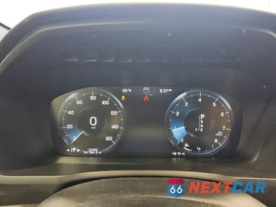 Zdjęcie 9 z 13 samochodu: 2017 VOLVO XC90 T6 VIN:YV4A22PM7H1145252 - miniatura