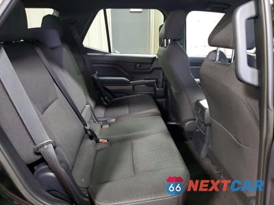 Zdjęcie 10 z 12 samochodu: 2026 TOYOTA 4RUNNER SR5 VIN:JTEVA5BR8T5079609 - miniatura