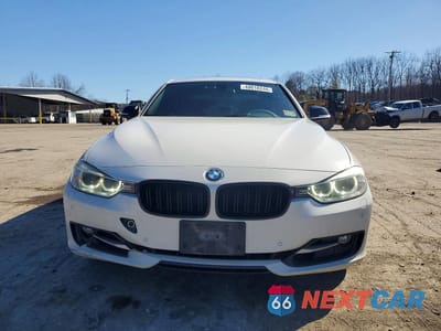 Piąte zdjęcie samochodu w środku: 2015 BMW 335 XI VIN:WBA3B9G59FNR93178 - miniatura