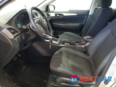Zdjęcie 7 z 12 samochodu: 2017 NISSAN SENTRA S VIN:3N1AB7AP5HY279047 - miniatura