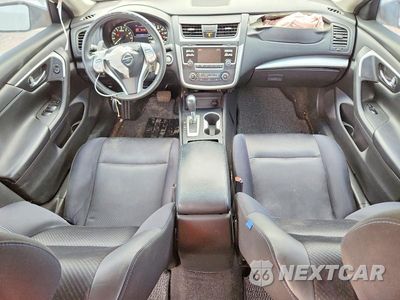 Zdjęcie 8 z 12 samochodu: 2017 NISSAN ALTIMA 2.5 SR VIN:1N4AL3APXHN315188 - miniatura
