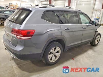 Trzecie zdjęcie samochodu z tyłu: 2019 VOLKSWAGEN ATLAS SE VIN:1V2LR2CA0KC588596 - miniatura