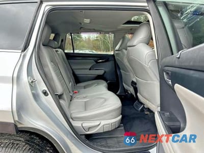 Zdjęcie 6 z 10 samochodu: 2022 TOYOTA HIGHLANDER XLE VIN:5TDGZRBH5NS161198 - miniatura
