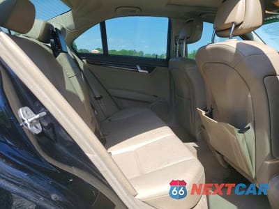 Zdjęcie 10 z 12 samochodu: 2013 MERCEDES-BENZ C 300 4MATIC VIN:WDDGF8AB3DG132989 - miniatura
