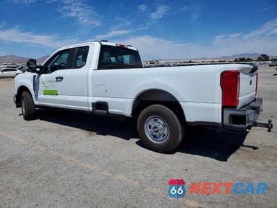 Drugie zdjęcie samochodu z przodu: 2025 FORD F250 CC 4X VIN:1FT7X2AA0SEE12793 - miniatura