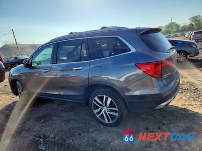 Drugie zdjęcie samochodu z przodu: 2016 HONDA PILOT TOURING VIN:5FNYF6H91GB101583 - miniatura