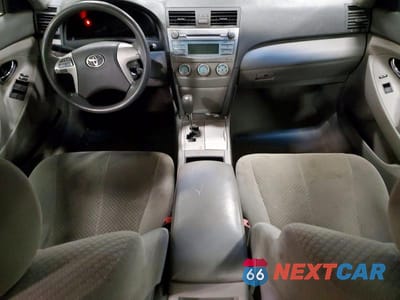 Zdjęcie 8 z 11 samochodu: 2007 TOYOTA CAMRY LE VIN:4T1BE46KX7U635655 - miniatura