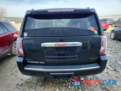 Zdjęcie 6 z 13 samochodu: 2017 GMC YUKON XL DENALI VIN:1GKS2HKJ8HR316510 - miniatura